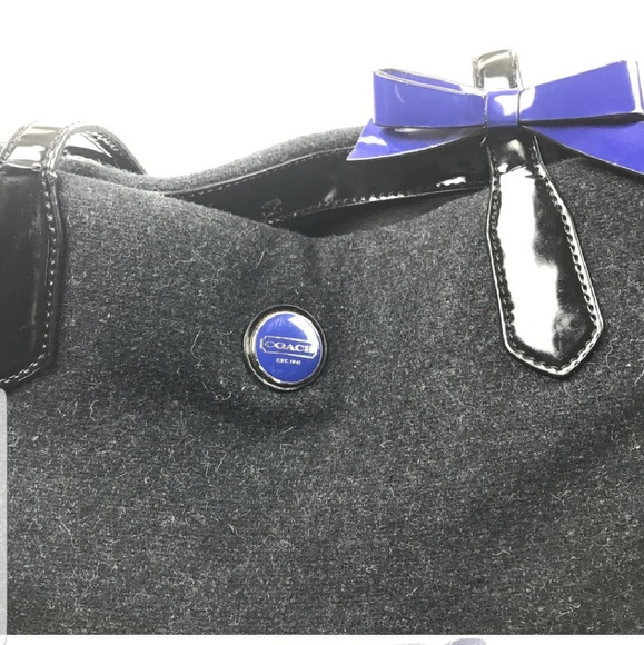 Coach RARE wool bag - Picture 2 of 4